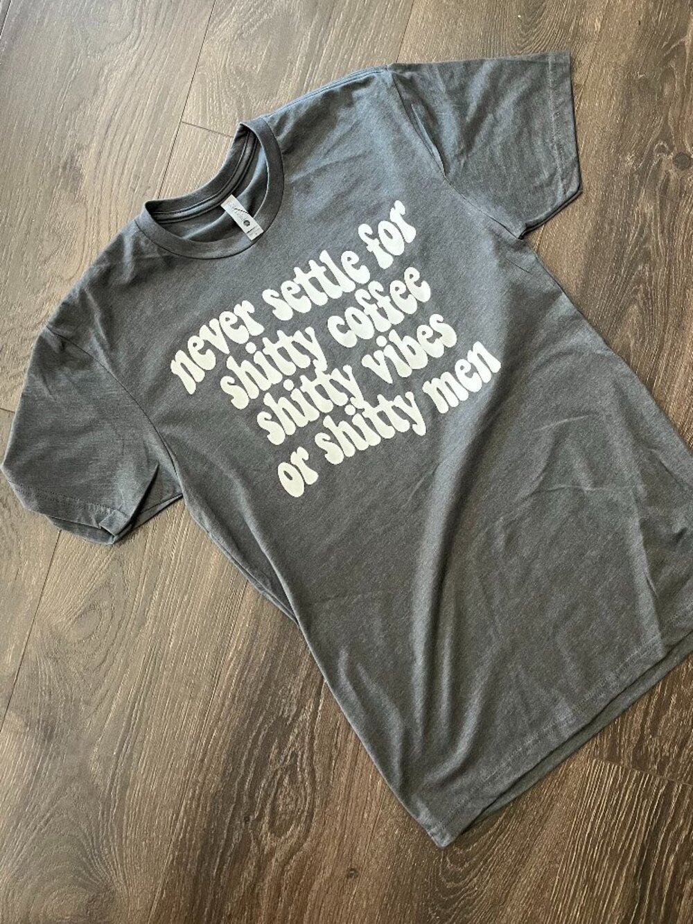 NWT Next Level Never Settle Unisex Graphic Tee Grey Size Small